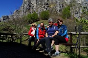 79 Alla Capanna Ghislandi con amici
